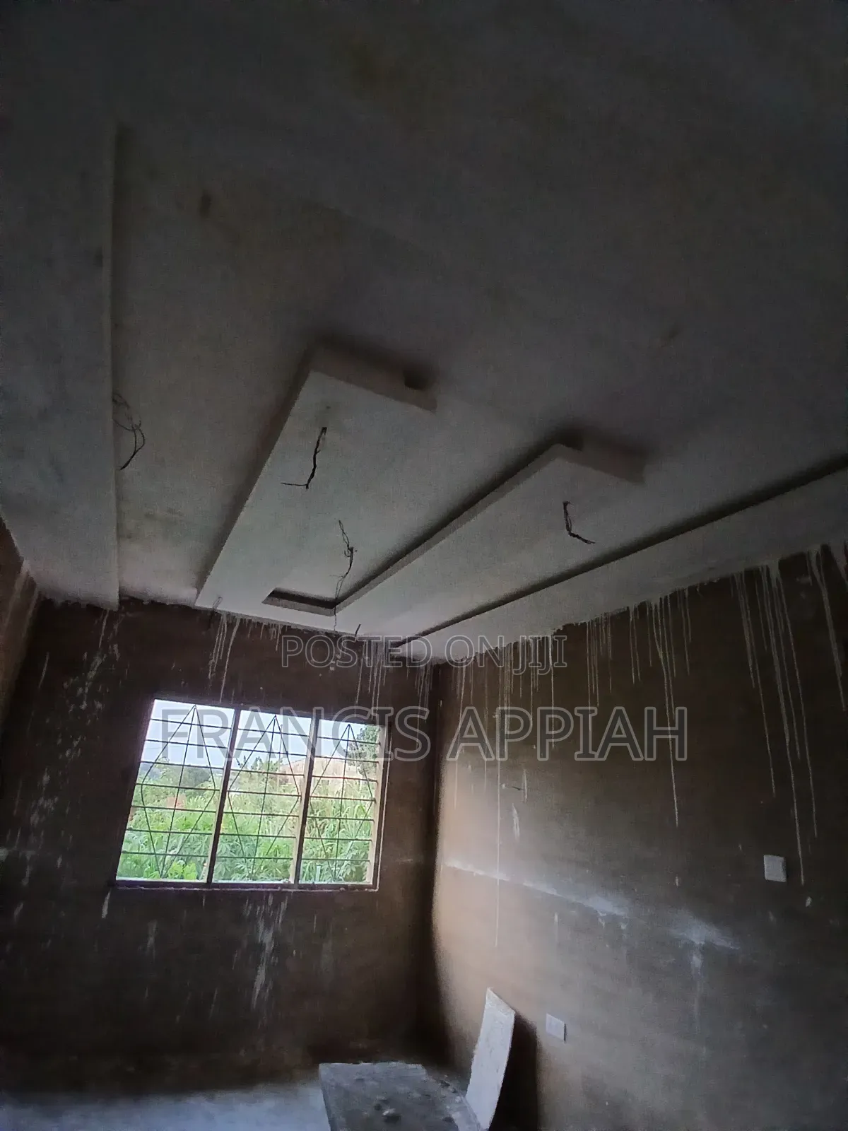 4bdrm House in Owner, Nsawam Adoagyiri Municipal for sale