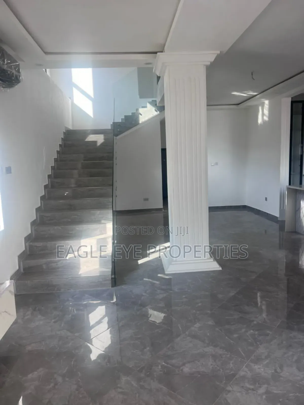 4bdrm House in Adjiriganor for sale