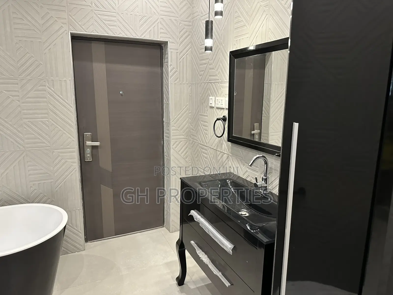 4bdrm House in Ahinsan Estate., Kumasi Metropolitan for sale
