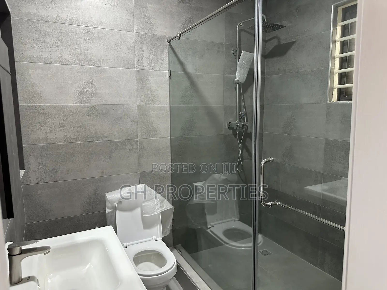 4bdrm House in Ahinsan Estate., Kumasi Metropolitan for sale