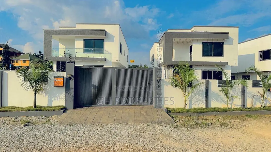 4bdrm House in Ahinsan Estate., Kumasi Metropolitan for sale
