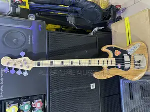 Fender Bass Guitar Cup