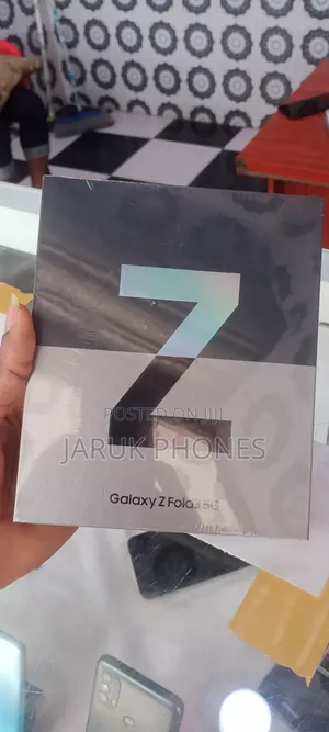 New Samsung Galaxy Z Fold 3 256 GB Black