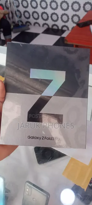 New Samsung Galaxy Z Fold 3 256 GB Black