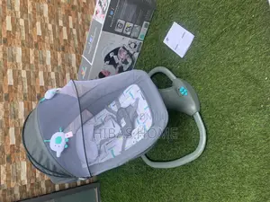 Mastela 3in1 Bassinet Baby Rocker Baby Swing