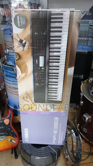 Yamaha PSR-E383 61-Keys Professional Keyboard