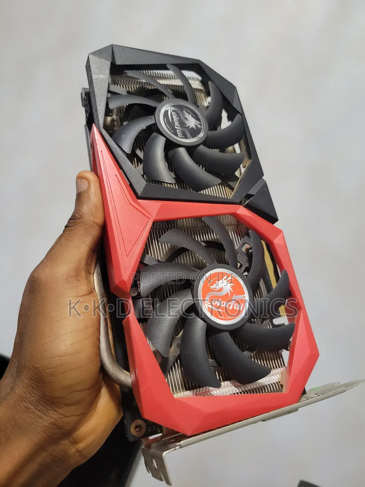 Colorful Tomahawk Gtx 1660
6gb