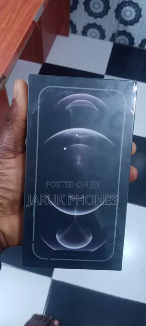 New Apple iPhone 12 Pro 128 GB Black