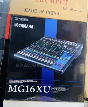 Affordable Yamaha MG12XU 12-Input 4-Bus Mixer With Effects