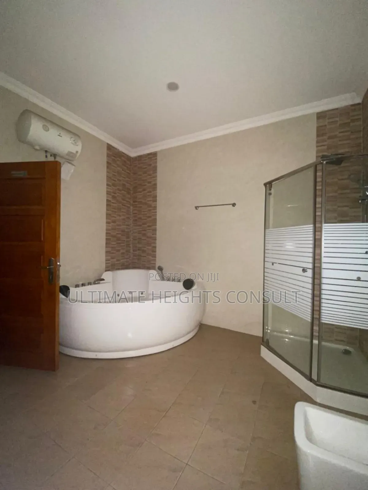 4bdrm House in East Legon American for sale