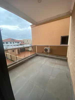 4bdrm House in East Legon American for sale