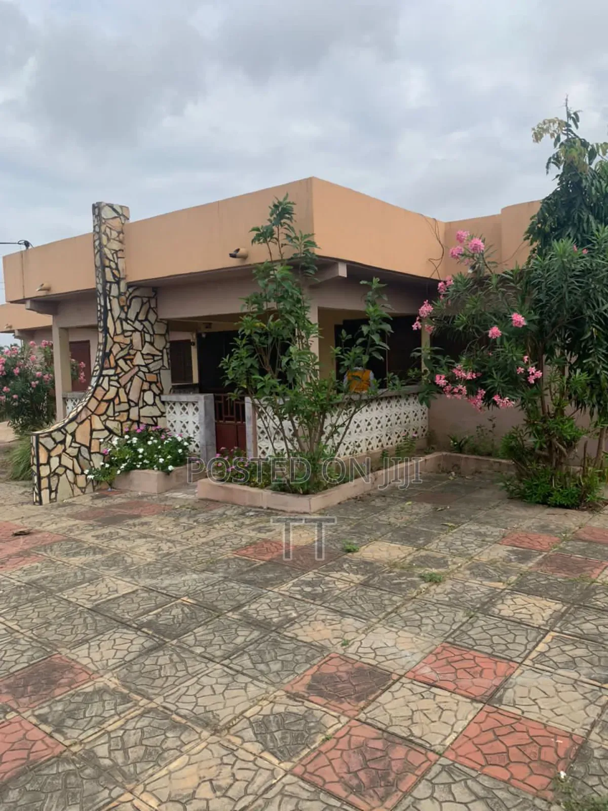 4bdrm House in Teshie Lekma for rent