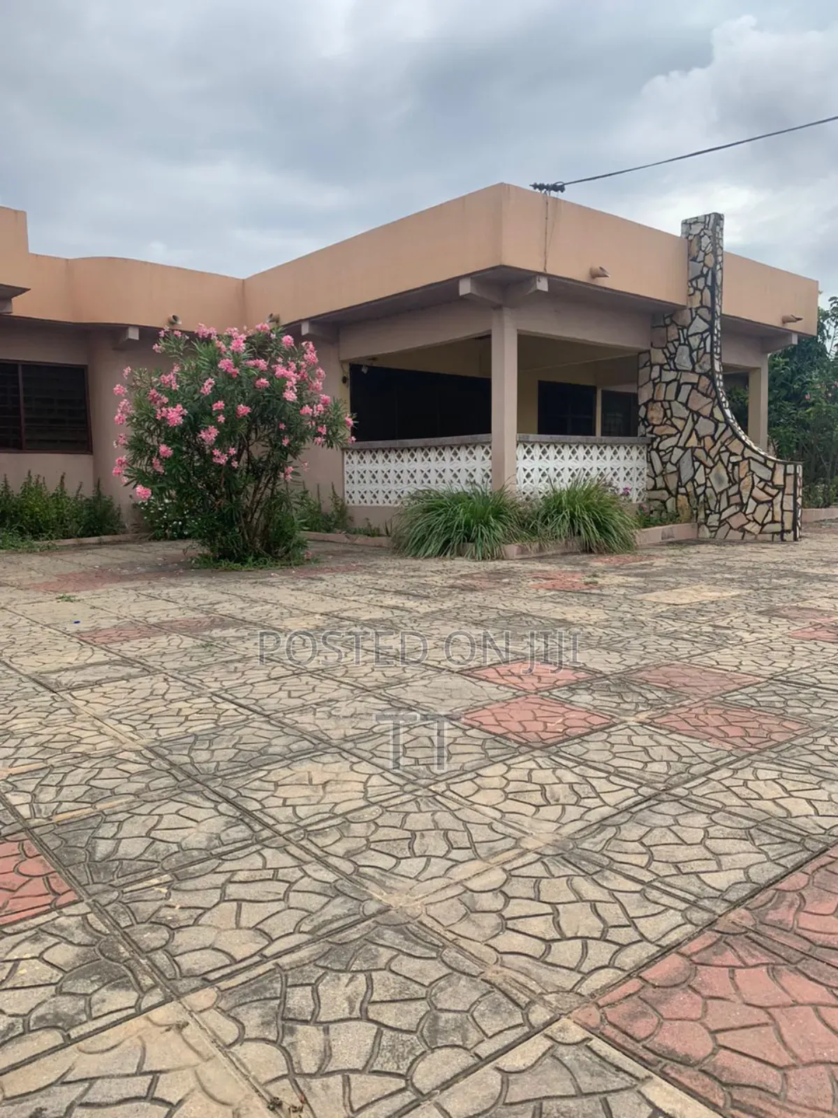 4bdrm House in Teshie Lekma for rent