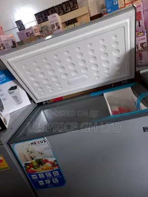 Super Quality// Nexus 200L Freezer