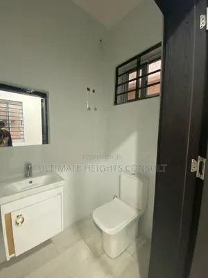 4bdrm House in Lakeside Estates for sale
