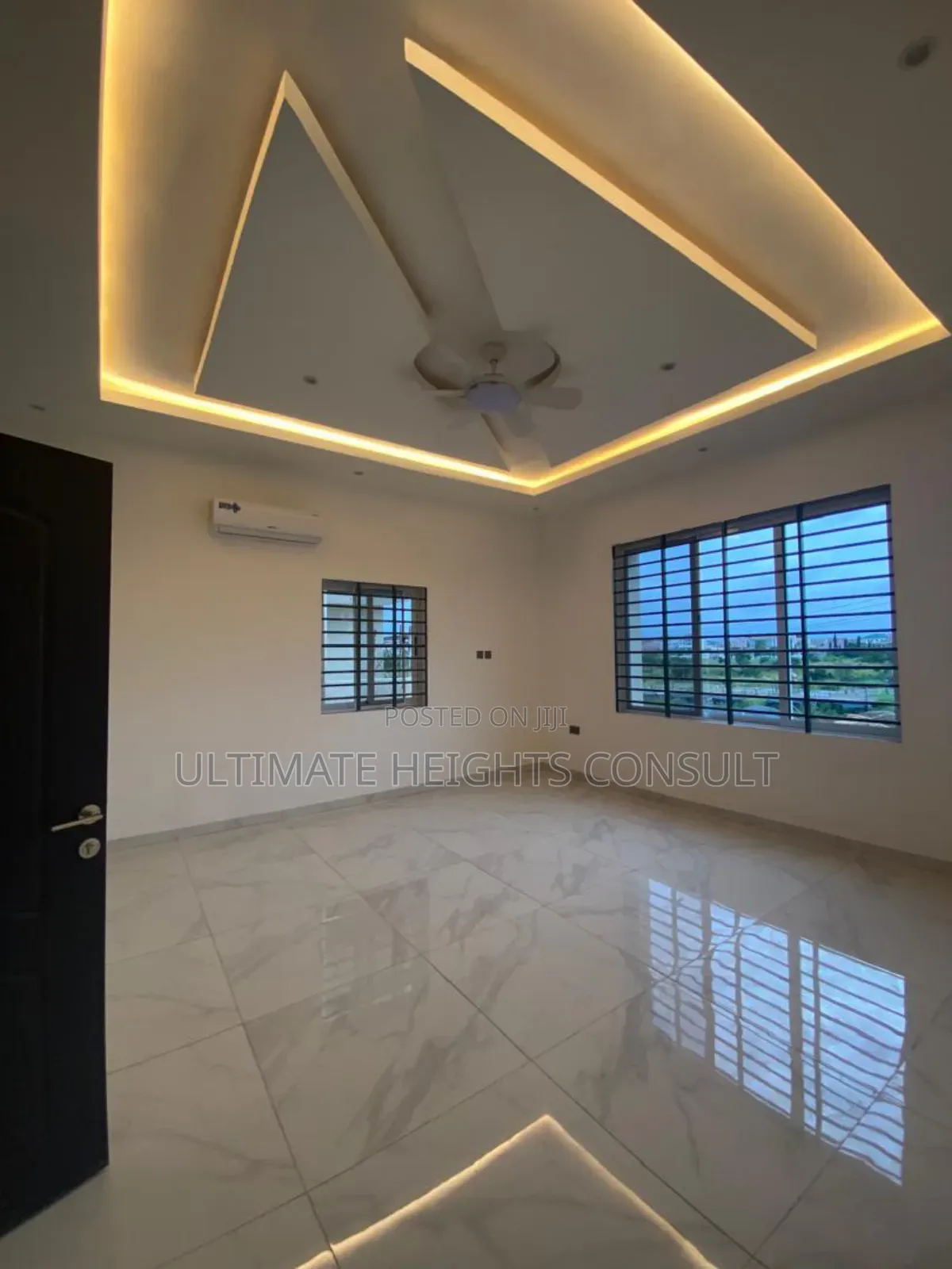 4bdrm House in Lakeside Estates for sale