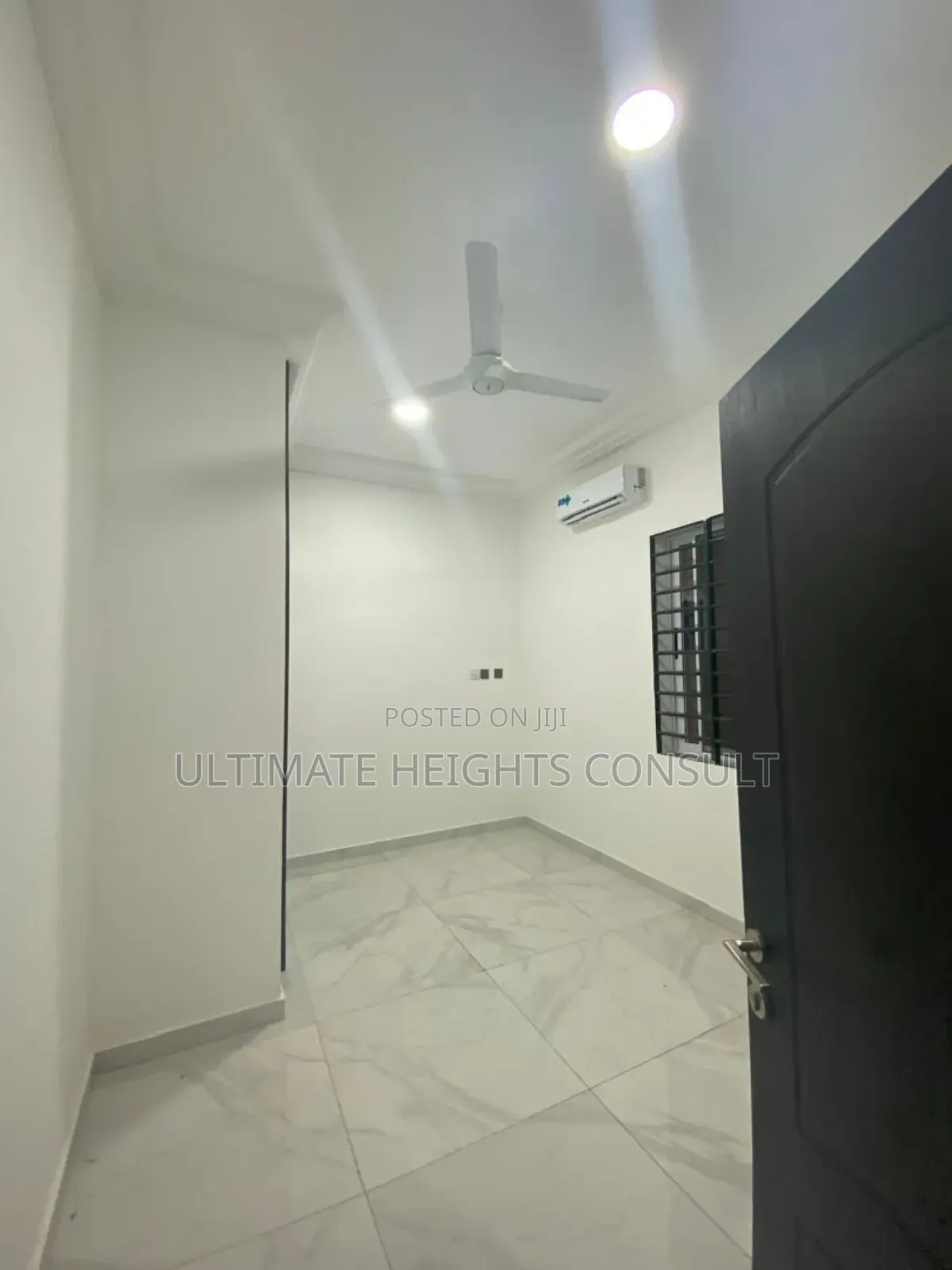 4bdrm House in Lakeside Estates for sale