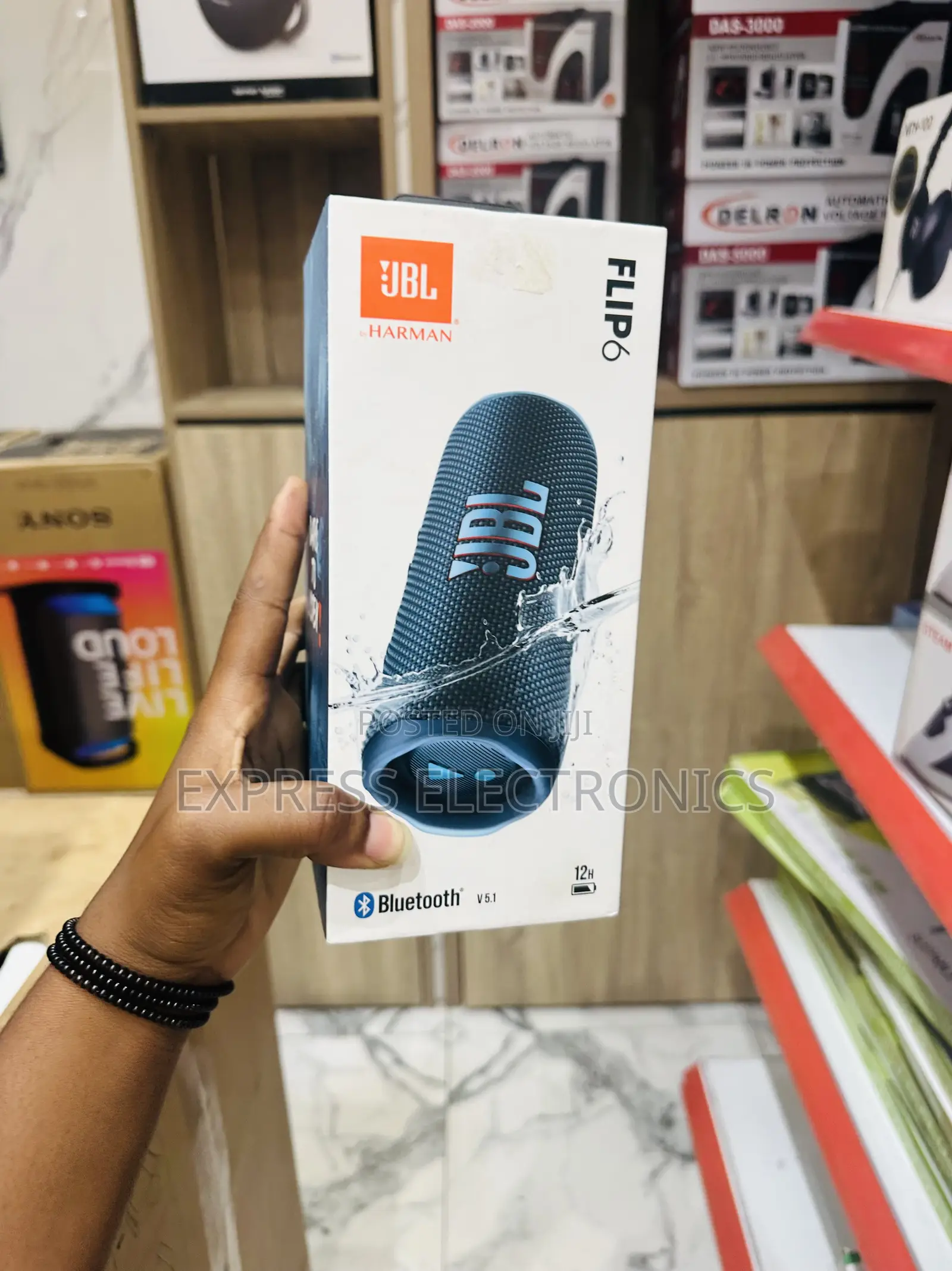 Wireless Playing Bluetooth Speaker JBL Flip 6