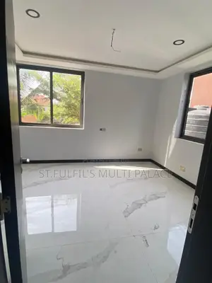 4bdrm House in Oyarifa Ayi Mensah, Adenta for sale