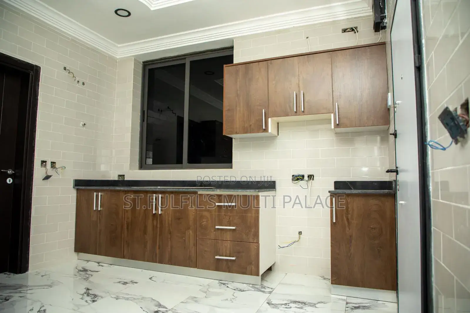 4bdrm House in Oyarifa Ayi Mensah, Adenta for sale