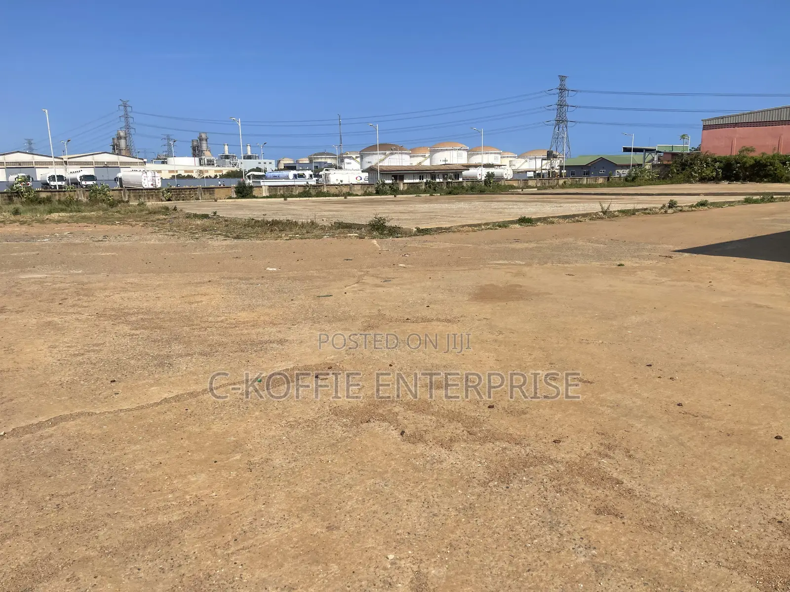 800 SQM Warehouse Located at Tema