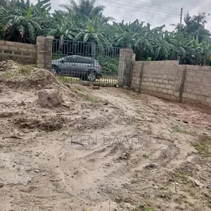 Register Title Land Two Plot Wt Three Bedrooms on It