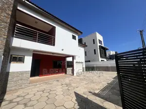 4bdrm House in Gated Community, East Legon for rent