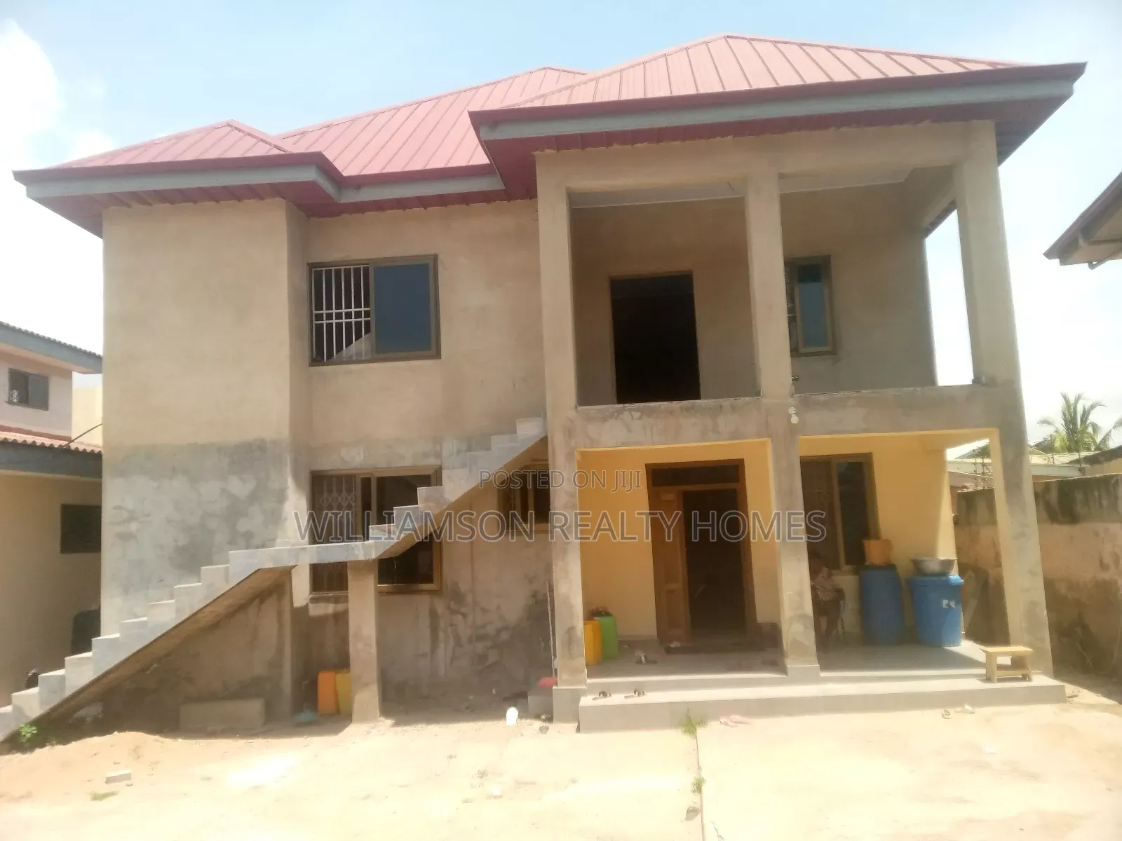 3bdrm Apartment in Hfc Estate Area, Spintex for rent