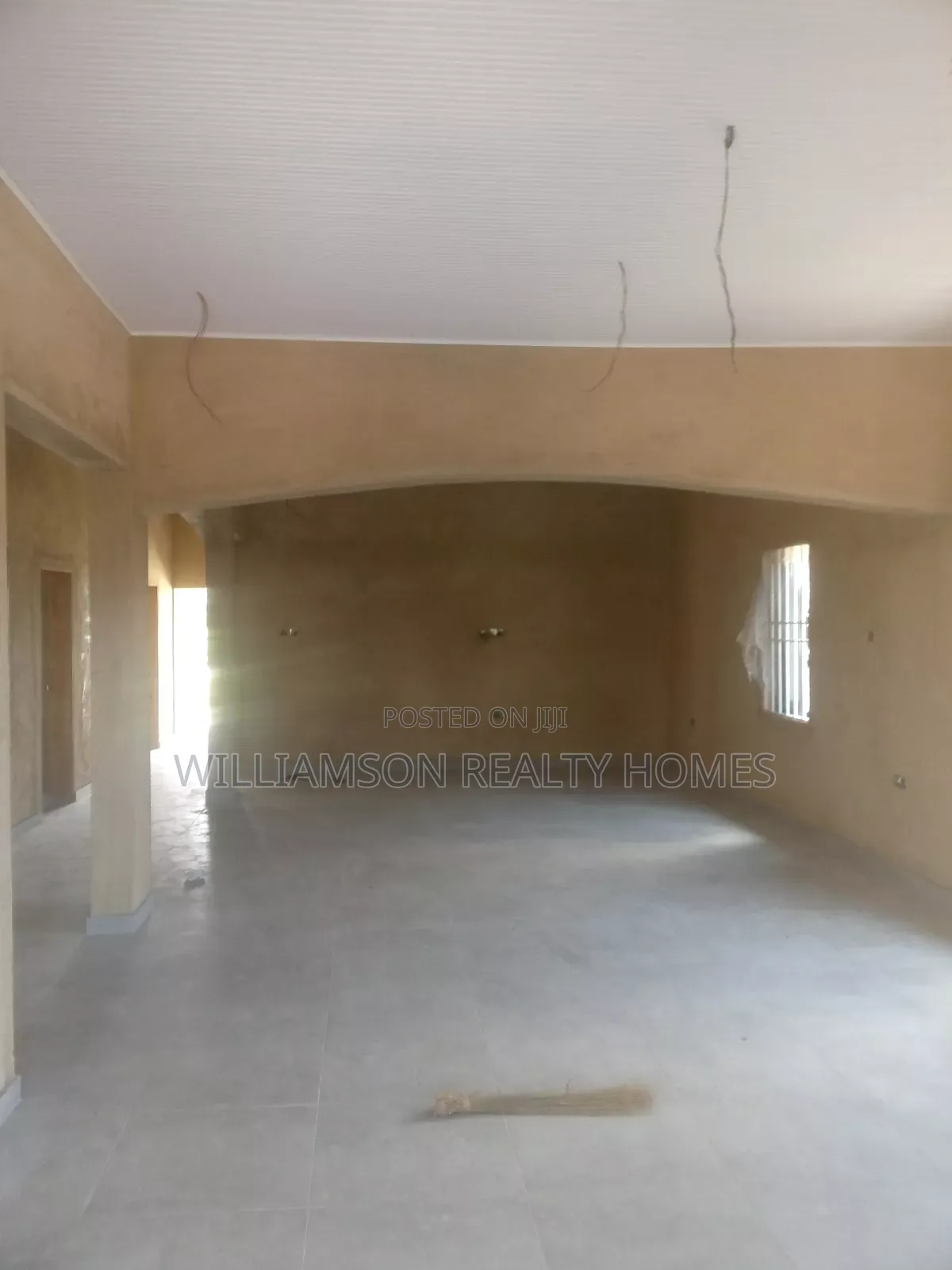 3bdrm Apartment in Hfc Estate Area, Spintex for rent