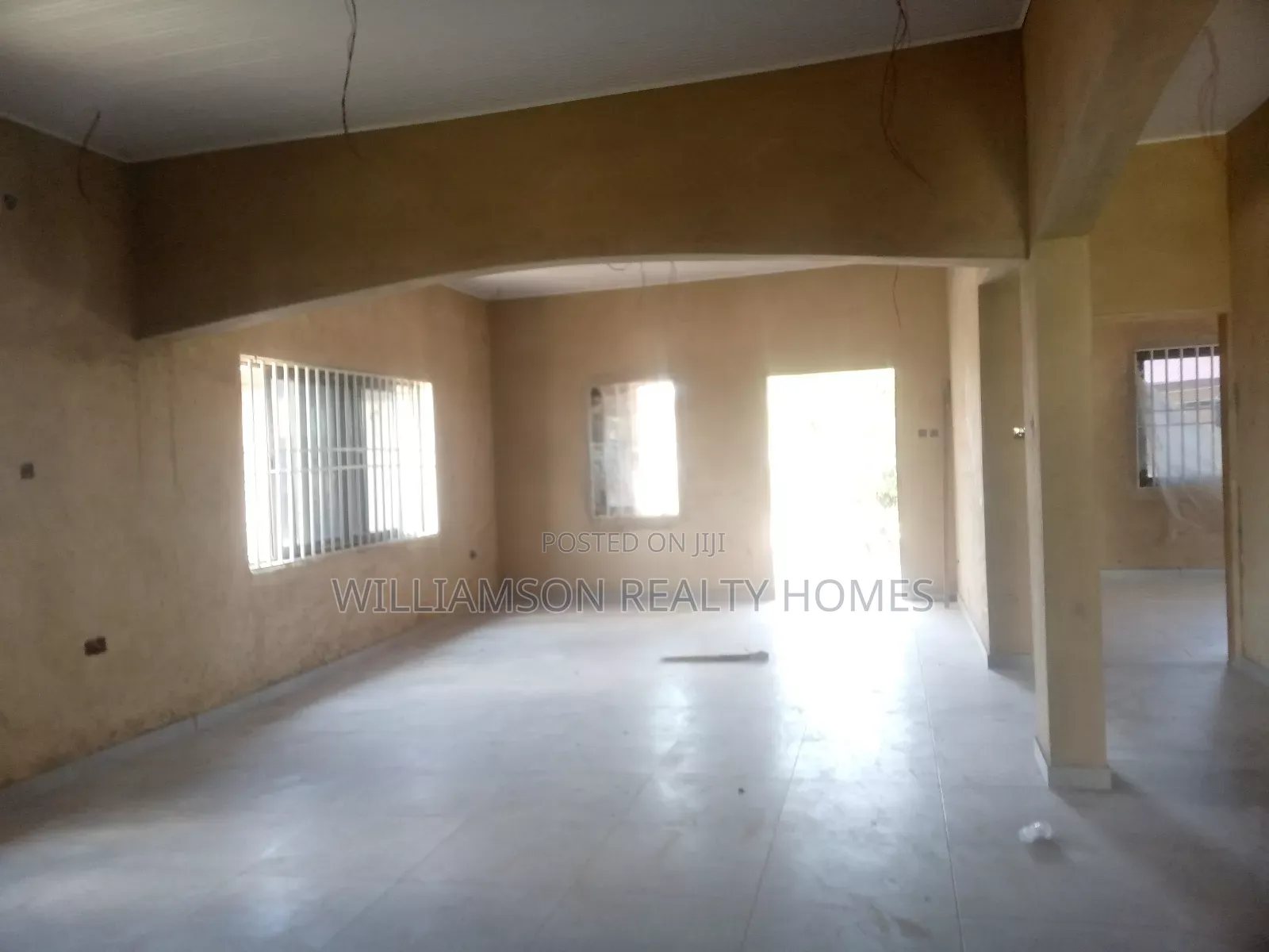 3bdrm Apartment in Hfc Estate Area, Spintex for rent