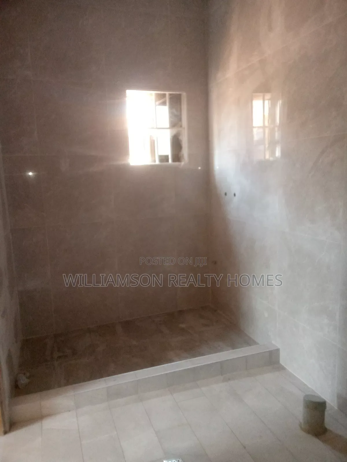 3bdrm Apartment in Hfc Estate Area, Spintex for rent