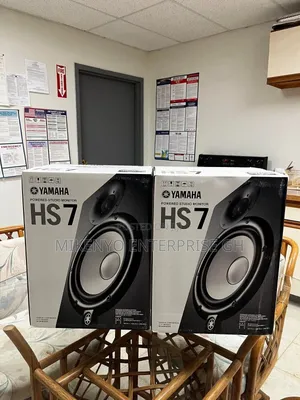 Yamaha Hs7 - Powered Studio Monitor With Free Audio Cable