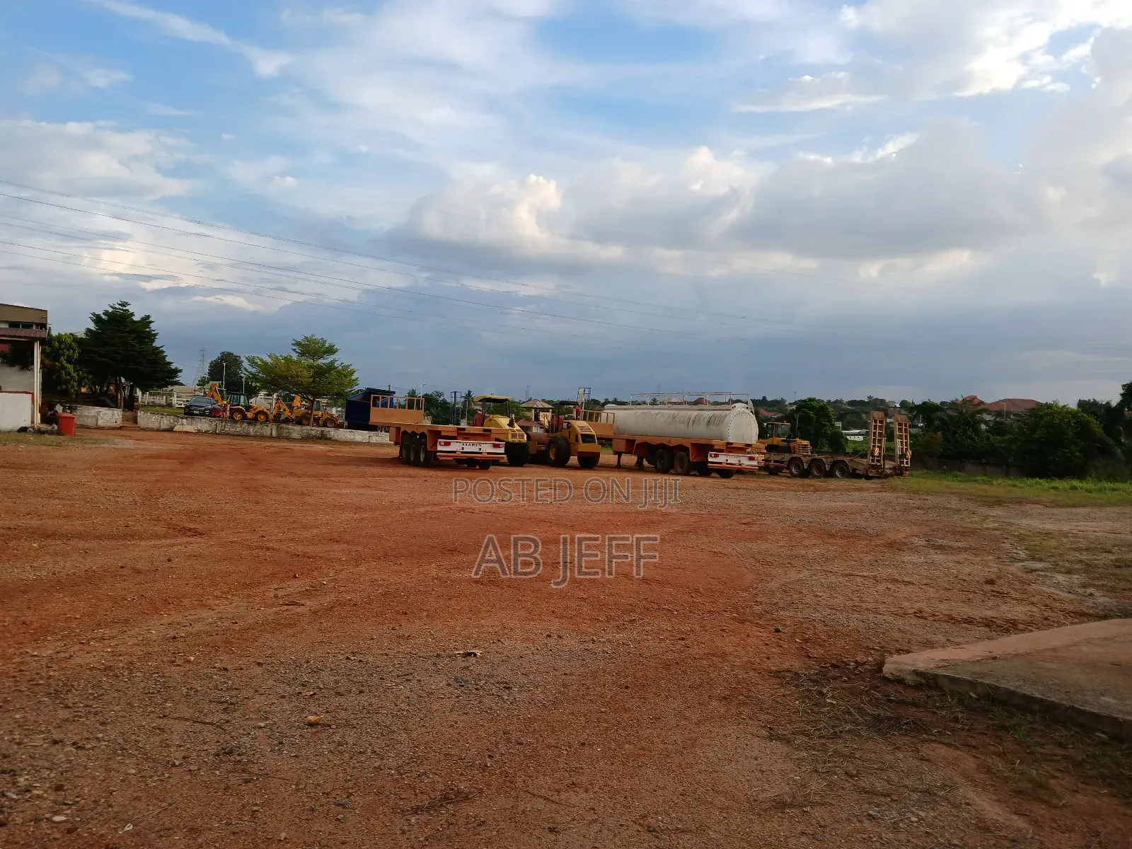 Big Warehouse + 4 Arcs of Land at Road Side