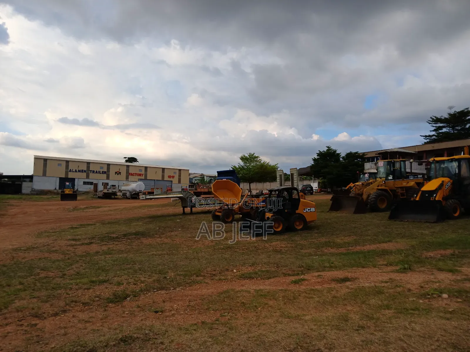 Big Warehouse + 4 Arcs of Land at Road Side