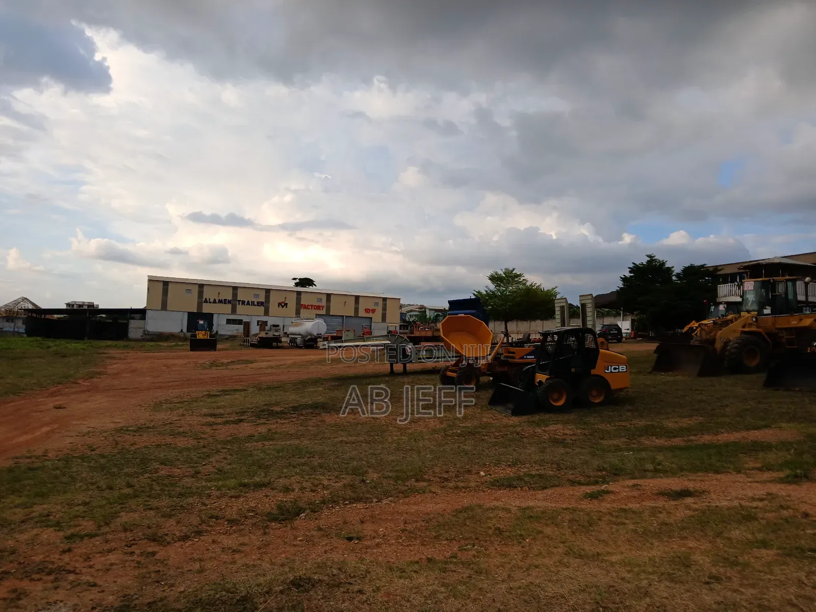 Big Warehouse + 4 Arcs of Land at Road Side