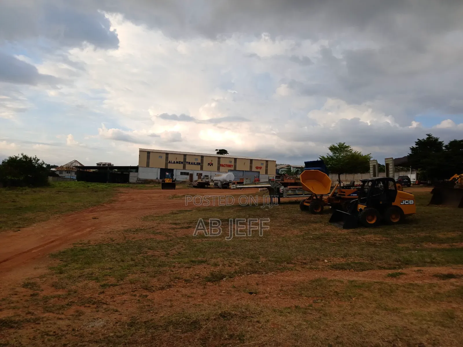 Big Warehouse + 4 Arcs of Land at Road Side