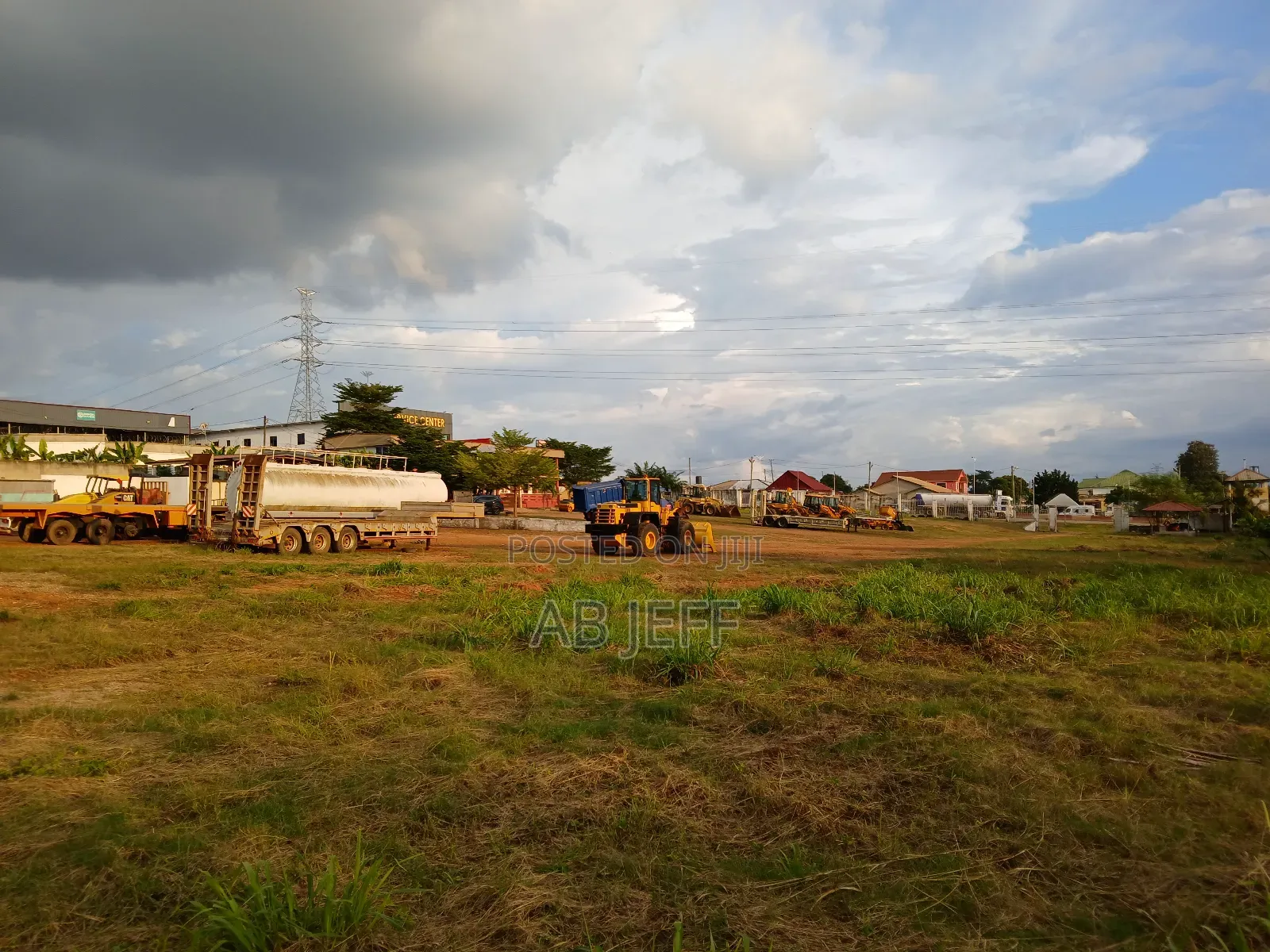 Big Warehouse + 4 Arcs of Land at Road Side
