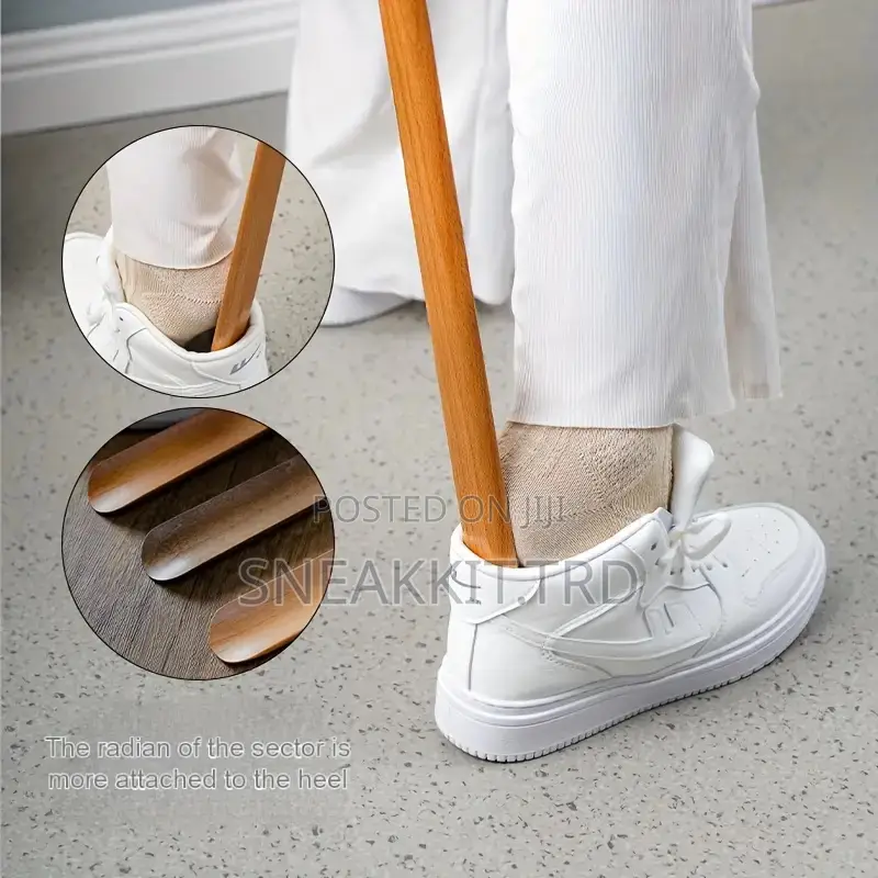 Wooden Shoe Horn 54cn