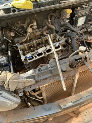 Hyundai Elantra 2013 Model, 1.8 Liter Engine Capacity