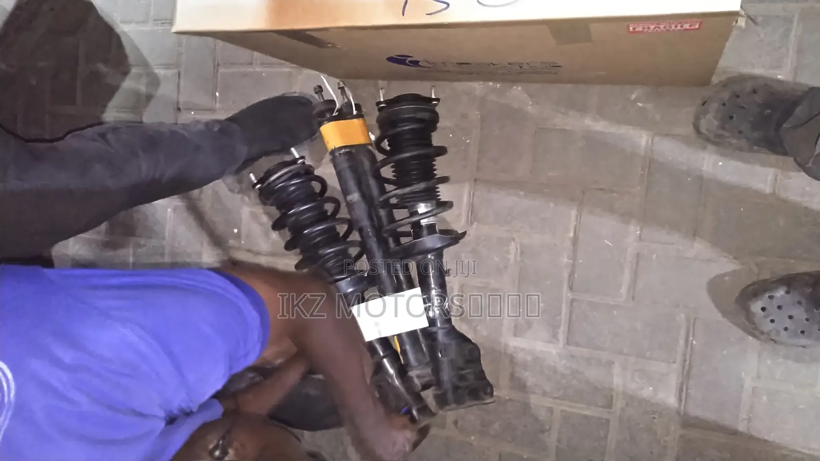 Honda Civic 08-15 Front Shocks