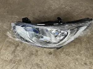 Hyundai Accent 2015 Headlights