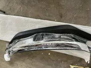 Honda Civic 2017 Bumper Top Grille