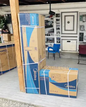 “ Long Lasting Floor Standing Split Type 3.0 HP White AC 