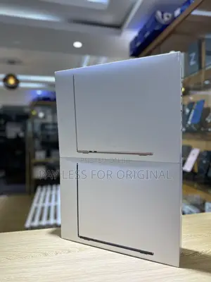 New Laptop Apple MacBook Air 2023 M2 8GB Apple M2 SSD 256GB