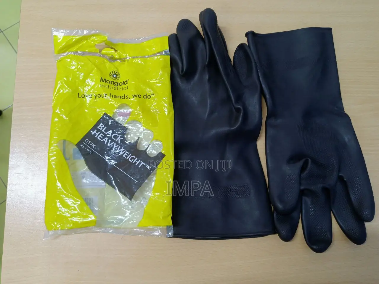Marigold® G17K Heavyweight Nitrile Gloves