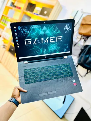 Laptop HP Pavilion 17 16GB Intel Core I7 SSD 1.5T