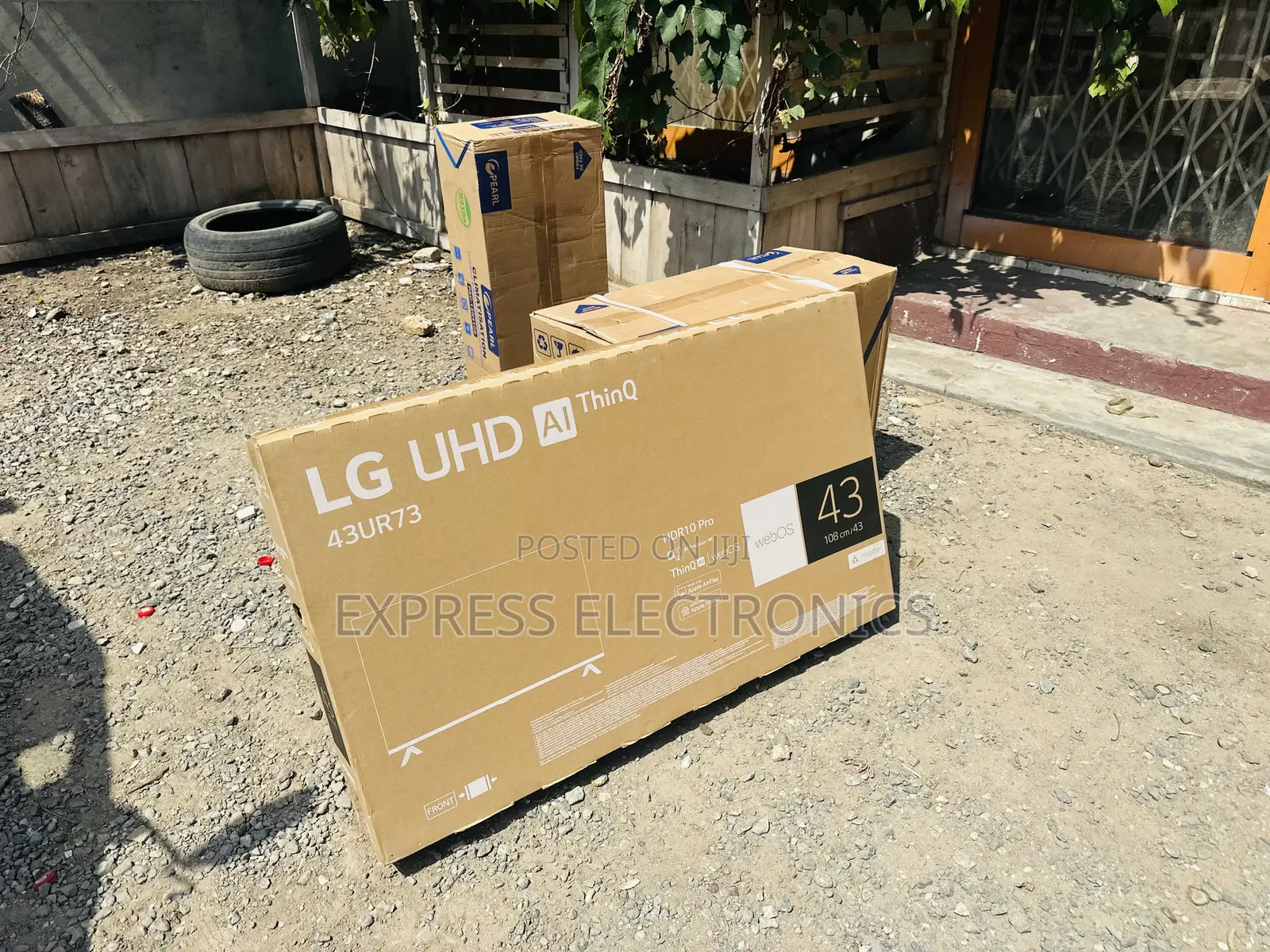 Get a New LG UHD Smart 43UR73006LA