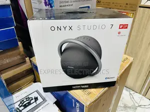 Dynamic Sleek Onyx 7 Studio Bluetooth Speaker