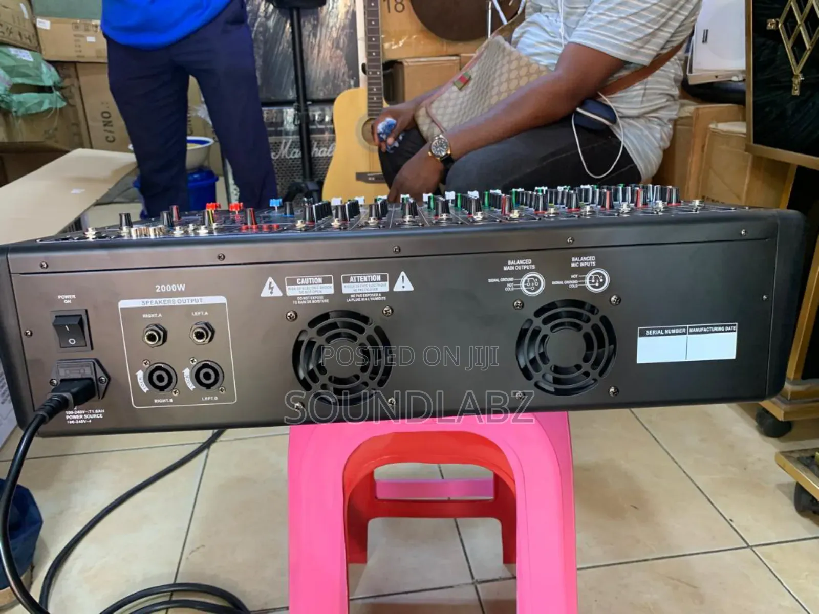 Yamaha KPG-8812 12-Channel Powered Mixer