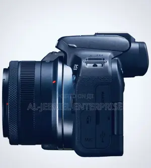 New Canon EOS R10 Mirrorless Camera With 18-45mm Lens